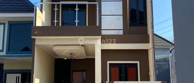 Rumah 2 Lantai Mewah Padat Penduduk Bebas Banjir  Rumah Unfurnished Baru di Benowo, Benowo 1