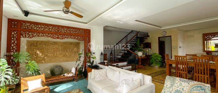 For Sale Luxurious Modern Minimalist House in Tegal 1