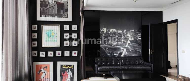 Apartment Four Seasons Residence 3 BR Bagus Furnished 1