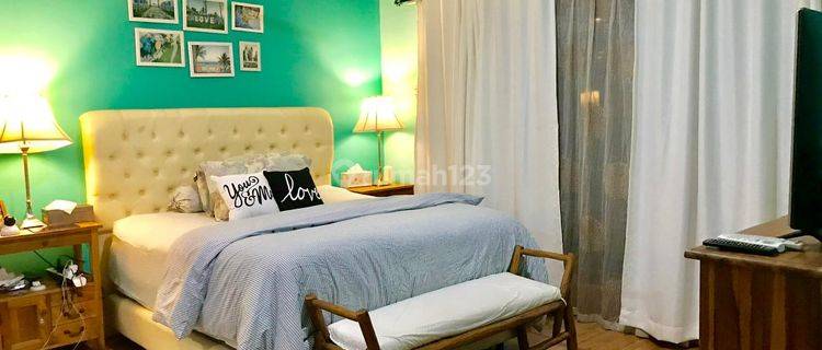 Jual Rumah Cantik & Asri Full Furnished Jakarta Selatan 1