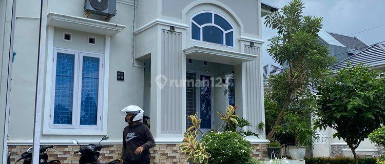 Rumah Bagus Furnished Cluster Lumin Park Padang 1