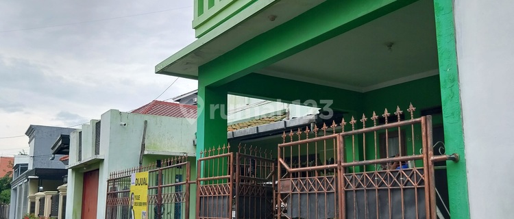 Ready-to-Occupy Boarding House On Main Road Side 1