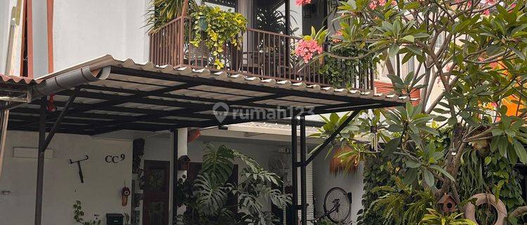 Rumah Bagus 2 Lantai Siap Huni 1