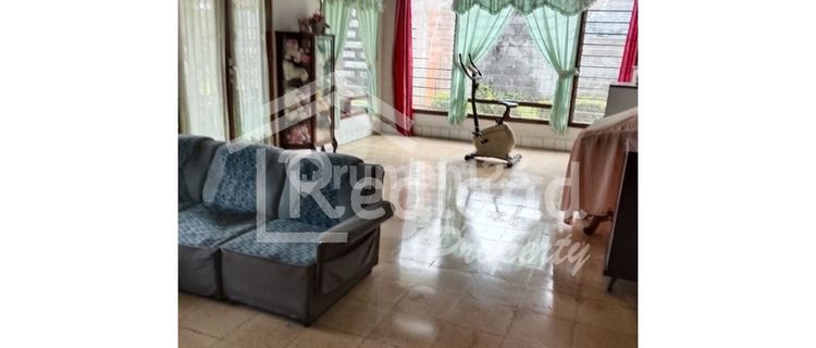 Rumah di Pakadoodan , Bitung Barat Maesa Sulawesi Utara ( De 8036 ) 1