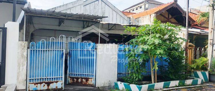 Rumah di Bratang Binangun , Gubeng Surabaya De 7412 1