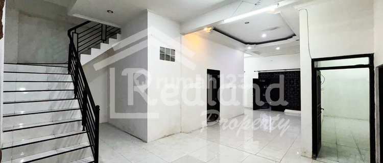 Rumah di Puri Anjasmoro , Semarang ( De 7875S ) 1