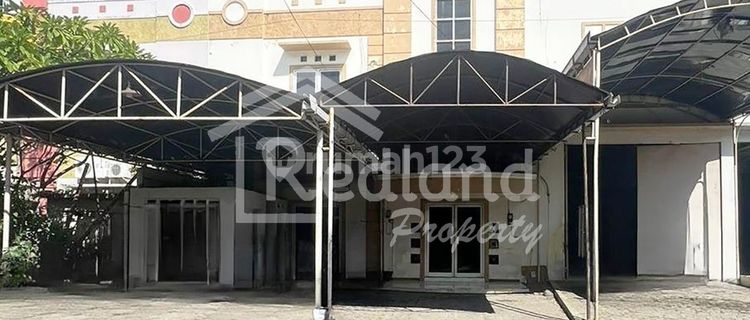 Gudang di Puri Diamond , Semarang ( De 8458 ) 1