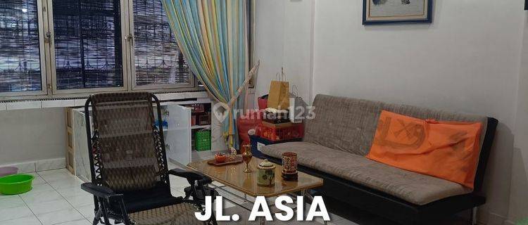 Dijual Ruko Modern 4 Tingkat Semi Furnished Jalan Asia Medan Area 1