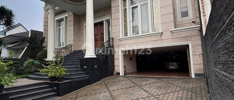 Beautiful 3-Story House in Puri Indah, West Jakarta 1