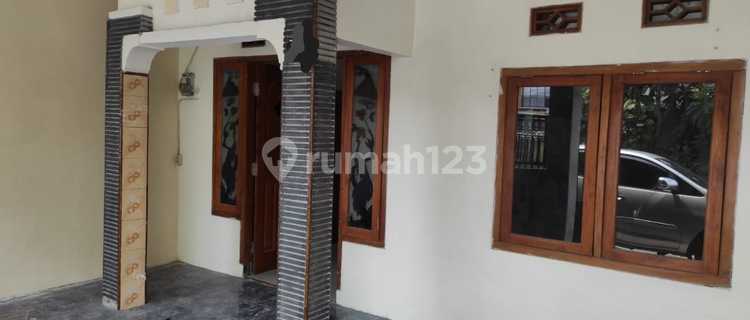 Jual Rumah Cantik Minimalis Siap Huni Taman Sidoarjo  1
