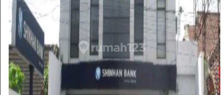 Ruko Trunojoyo Street Jember 1
