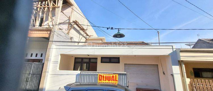 Rumah 2 Lantai Ngagel Wasana Furnished Hadap Utara 1