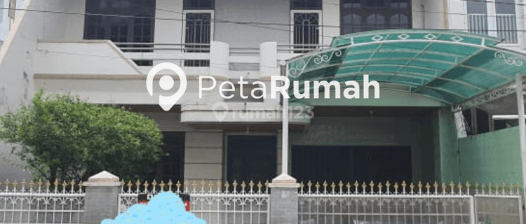 Dijual Villa Cantik Terawat Jalan Taman Polonia I Medan 1