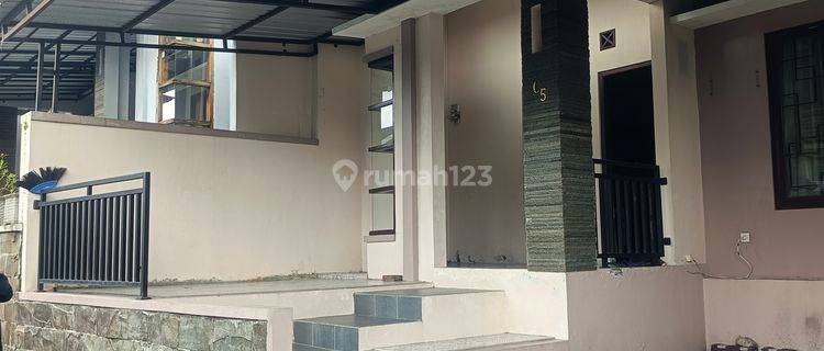 Disewakan Rumah Furnished Dekat Mountview Christian School ( S1 ) 1