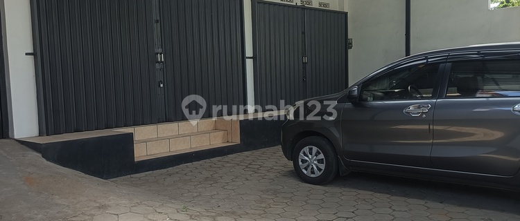 For Rent: Shop House Near UKSW Campus and Hermina Hospital Salatiga 1