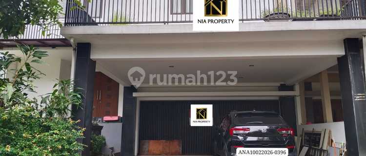 Beautiful Mahogany Residence House in Cibubur, Near LRT Harjamukti 1