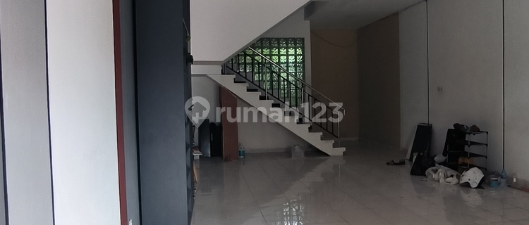 Ruko Bagus Singgasana Pradana, Bandung 1