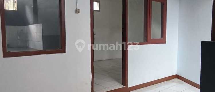 Nice Rental House Sayap Pajajaran, Bandung 1