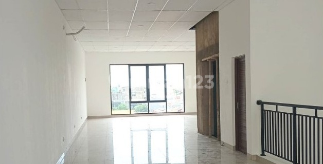 Ready-to-Use Good Shop House Sudirman, Bandung 1