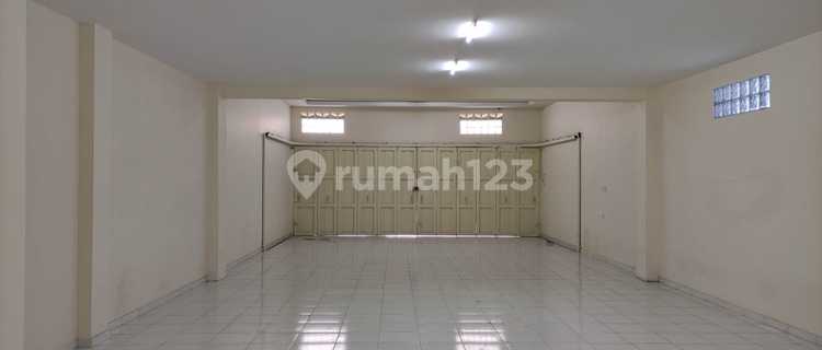 Good Ready-to-Use Shop House in Astanaanyar, Bandung 1