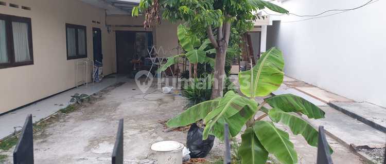 New Twin Land Calculation House, Bandung 1