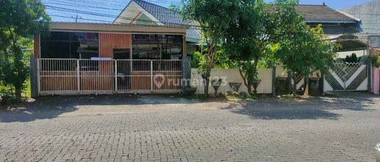 Beli Rumah Dan Cafe 2 Lantai Di Jalan Utama Puri Anjasmoro 1