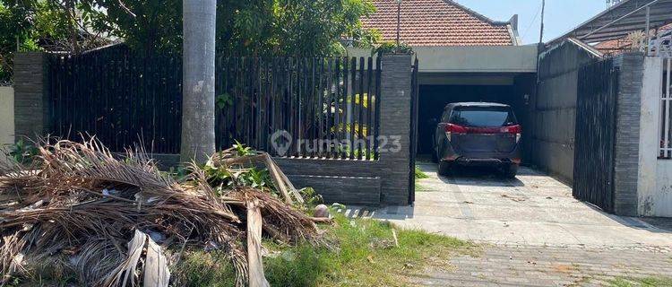 Dijual Rumah Tengah Kota Jl BKR Pelajar Surabaya 1