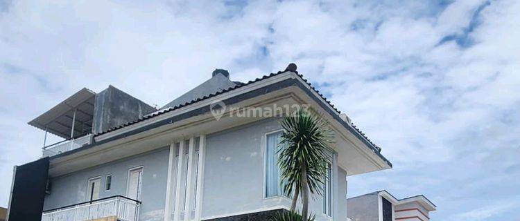 Di Sewakan Rumah Mewah Full Furnish View Kolam Renang Hunian The Address Cibubur. 1