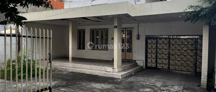 Dijual Rumah Komersial Jl. Biliton, Surabaya 1