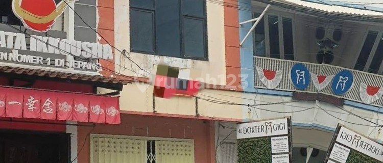 3-story shop house 0 Raya Darmo Permai Selatan main road 1