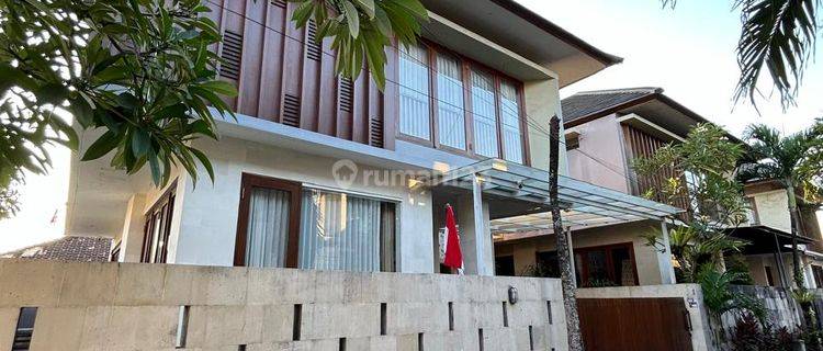 For Rent Villa With Comfortable Environment in Renon Denpasar 1