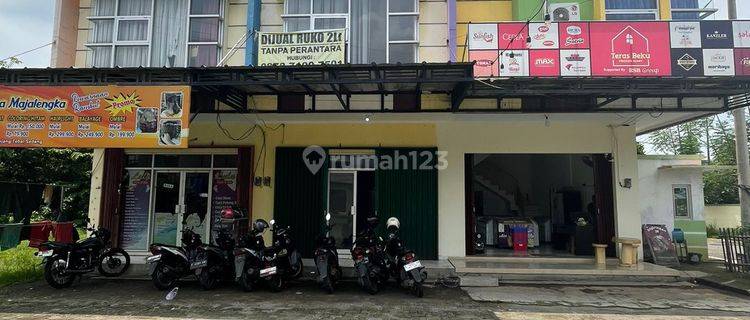 Bangunan Ruko 2 Lantai Lokasi Strategis di Cigasong, Majalengka 1