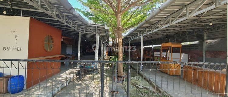 Ruang Usaha Bagus Cocok Untuk Cafe resto di Cirebon 1