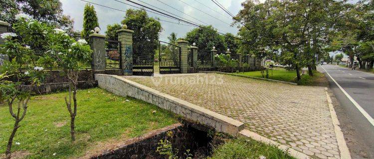 Dijual Rumah Villa Luas 19.000m²  Di Majalengka Pinggir Jalan Dekat SPBU 1