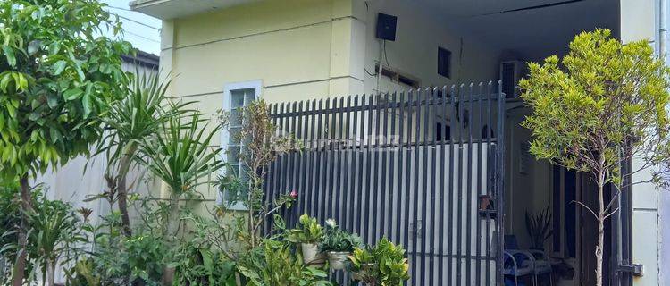 Rumah Bagus SHM di Villa Gading Harapan Pintu Barat, Bekasi 1