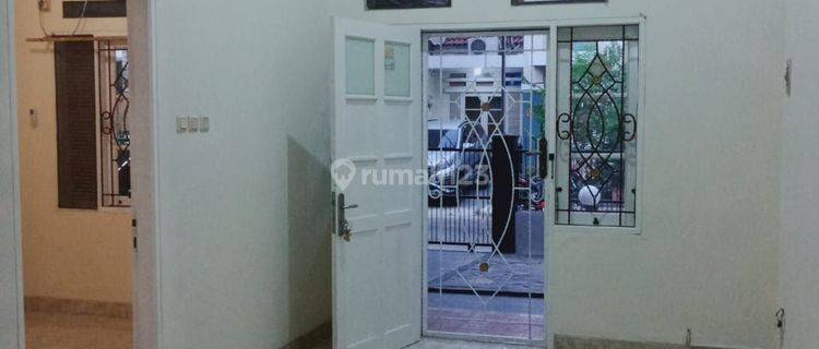 Siap Huni! Rumah Di Taman Royal 2. LT: 85m², LB : 75m² 1