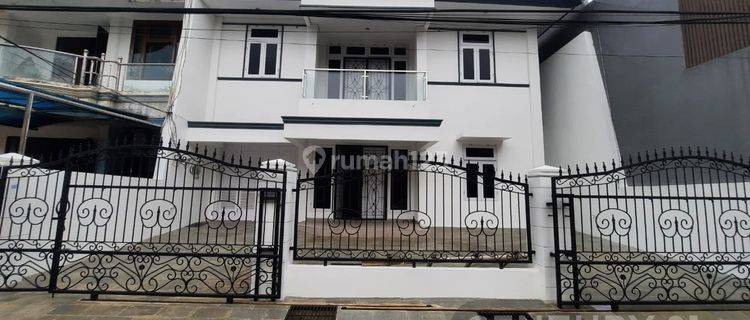 Rumah Janur Elok 4BR Siap Huni Renovasi 1