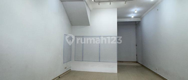 Nice, Cheap and Strategic 3-Story Shop House in Bojong Ondah 1