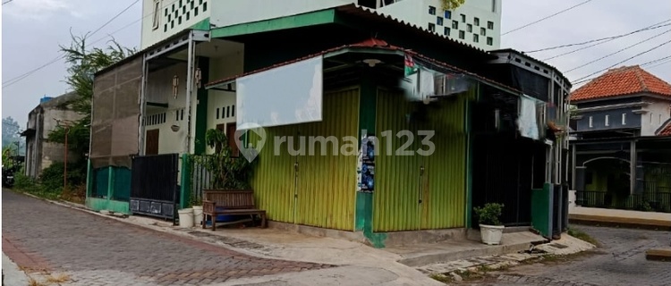 For Sale Negotiable Until Deal Pedurungan Semarang Area 128/220m 5 bedrooms 2 floors 1