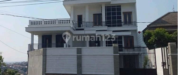 Luxury House Rent Sale West Semarang Candi Jangli Kembangarum Papandayan Sisinga 1