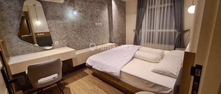 Disewakan Rent Apartemen Borneo Bay 2 BR Full Furnished Apartment Sea & City View 1