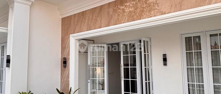 Price Drop!! Luxury and Upscale House and Commercial Space/Shop House in Banyumanik. 1