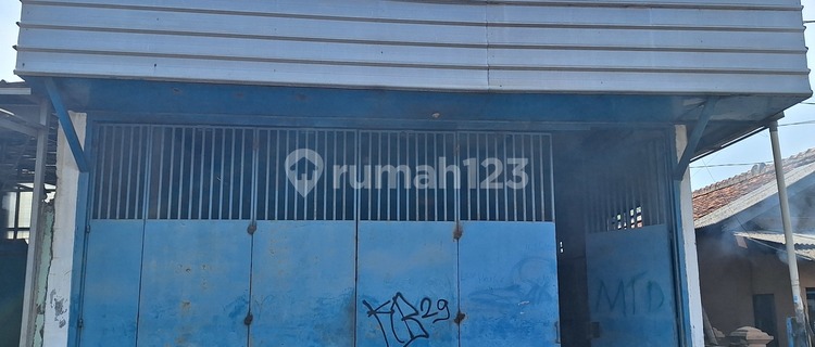 Shop House with 28 Rental Rooms on Jl. Rawa Julang Bekasi, Only 2 Minutes to Cibitung-Cilincing Toll Road 1