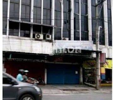 Ruko 5 lantai di area Chinatown terkenal Kota Pekanbaru 1