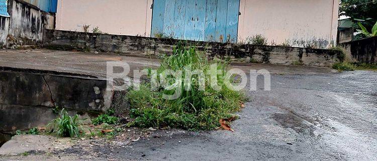 Gudang dekat Pelabuhan Sungai Duku 1