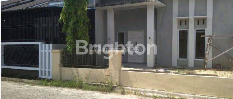 RUMAH HOOK MURAH SIAP HUNI TENGAH KOTA PEKANBARU 1