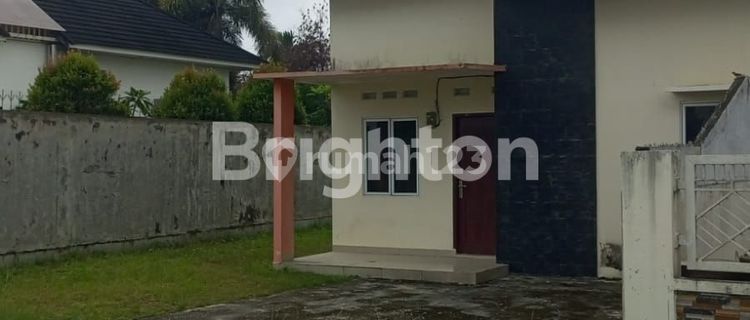 RUMAH DEKAT JL PROTOKOL PEKANBARU 1