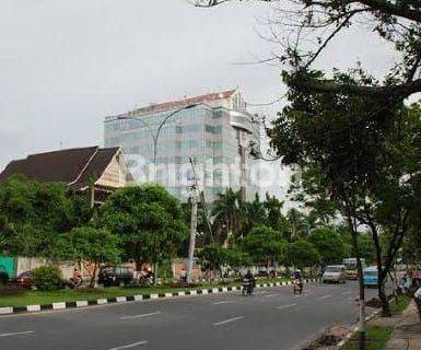 Ruang Kantor Bisnis Pusat Kota Pekanbaru 1