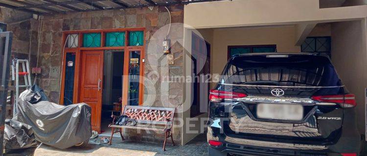 Jual Rumah di Cinere Dekat Gerbang Tol Andara 1