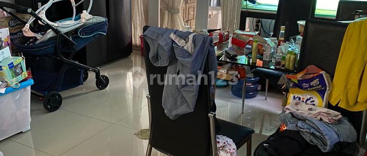 Dijual Rumah 2 Lantai di Taman Kopo Indah, Bandung 1